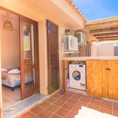 Porto Mannu Fantastic House With Private Parking!